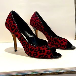 Manolo Blahnik red and black animal print pony hair peep toe pumps